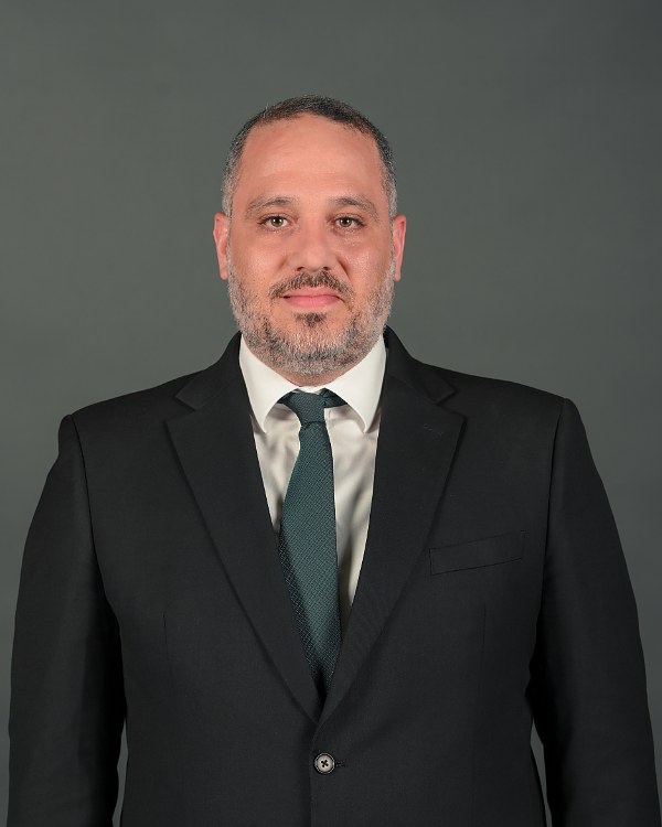 Dr. Salah Eddine AlMugharbil